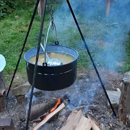 Chalet Gorski Na Polanie Goryczkowej 700 M Npm - Dojazd Samochodem Terenowym, W Zimie Utrudniony - Wymagane Lancuchy Szczyrk