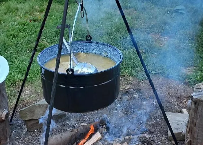 Chalet Gorski Na Polanie Goryczkowej 700 M Npm - Dojazd Samochodem Terenowym, W Zimie Utrudniony - Wymagane Lancuchy Szczyrk